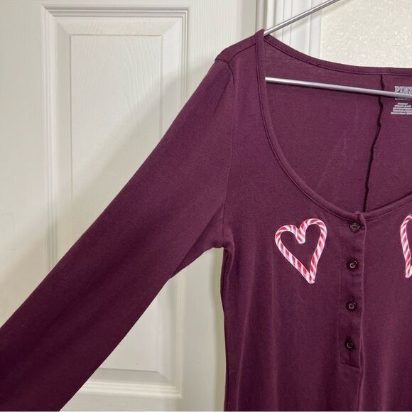 PINK Victoria’s Secret Candy Cane Heart Onesie Pajama Burgundy Christmas Size S - Picture 8 of 11